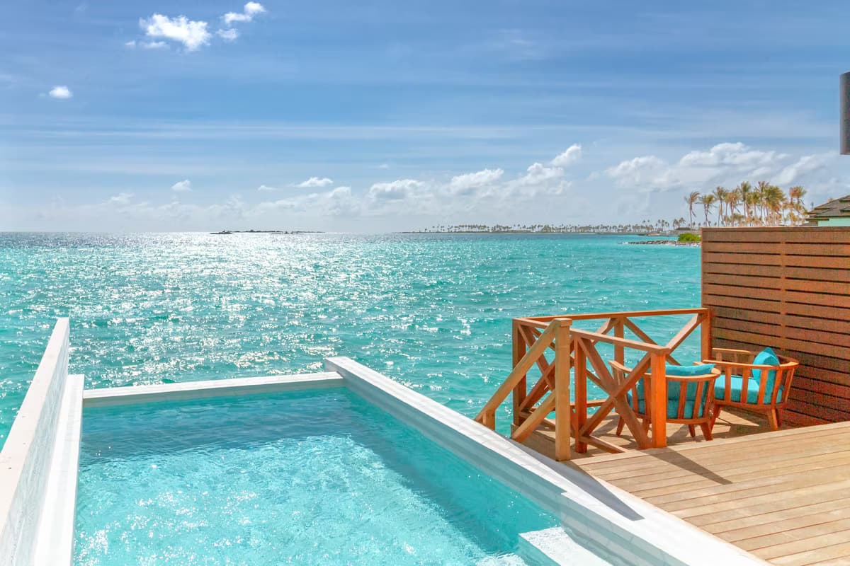 Lagoon Suite with Pool - Image 6