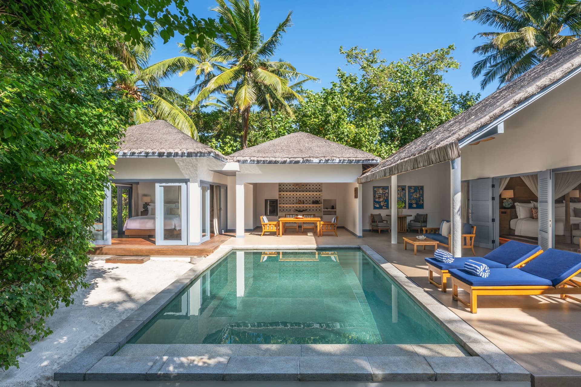 Sunset & Sunrise Beach Residences with Private Pool - Image 2
