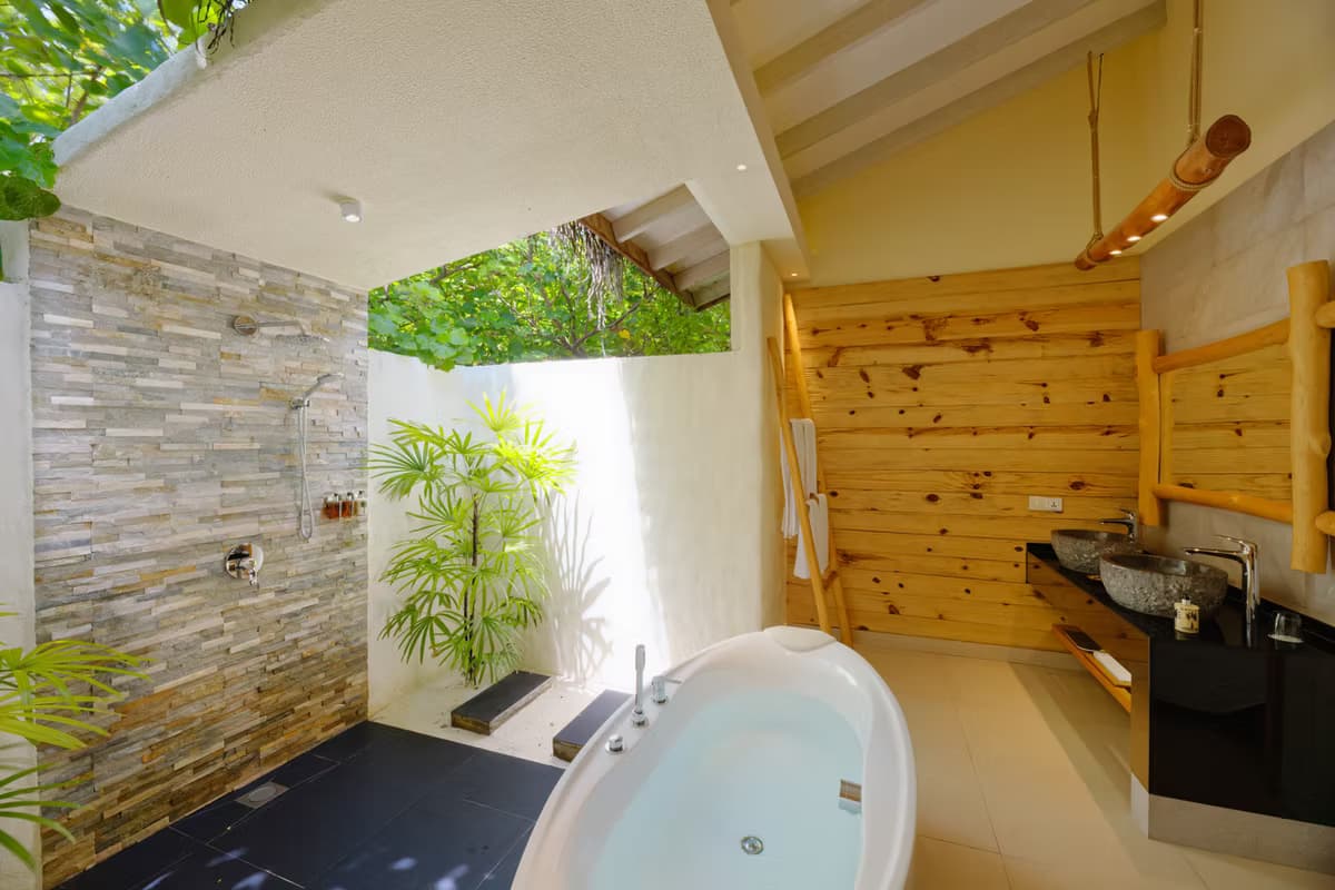 Beach Suite with Private Pool - Image 6