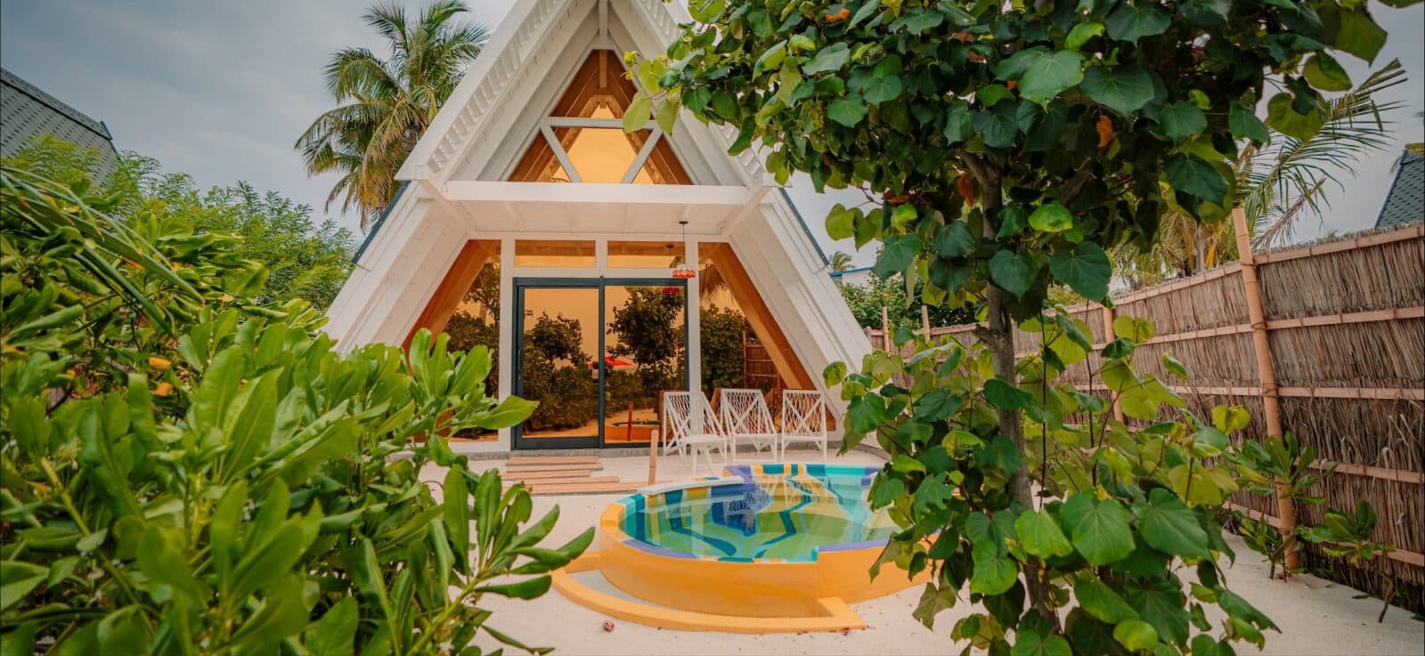 Haruge Beach Villa with Private Pool - Image 3