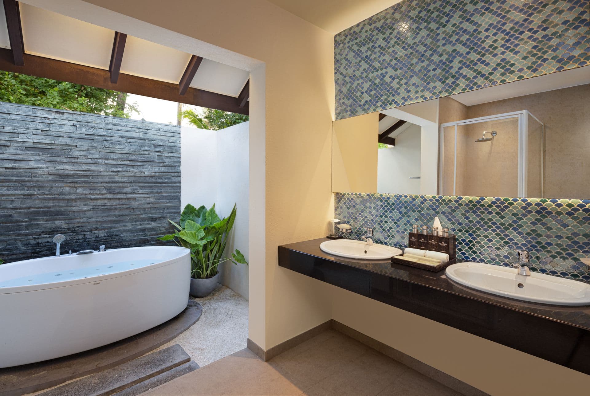 Two-Bedroom Deluxe Family Beach Villa