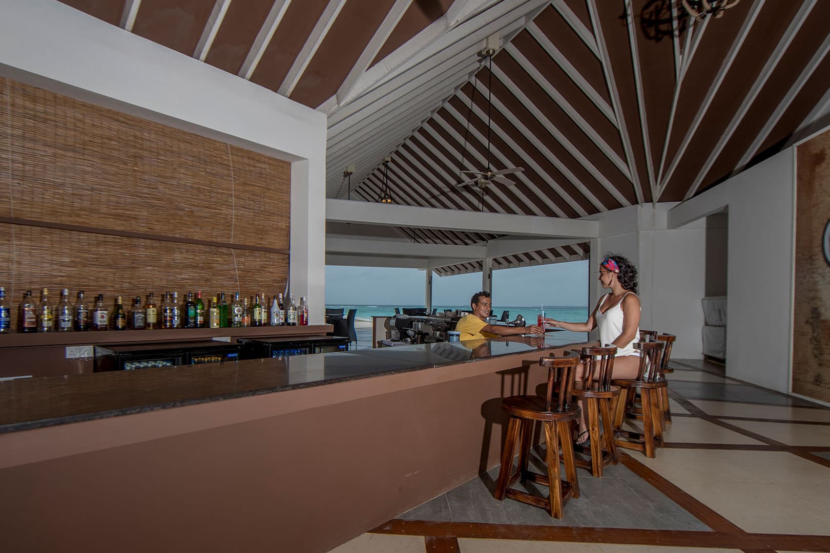 Thila Bar