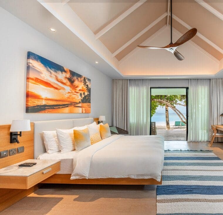 Sunset Beach Villa with Jacuzzi