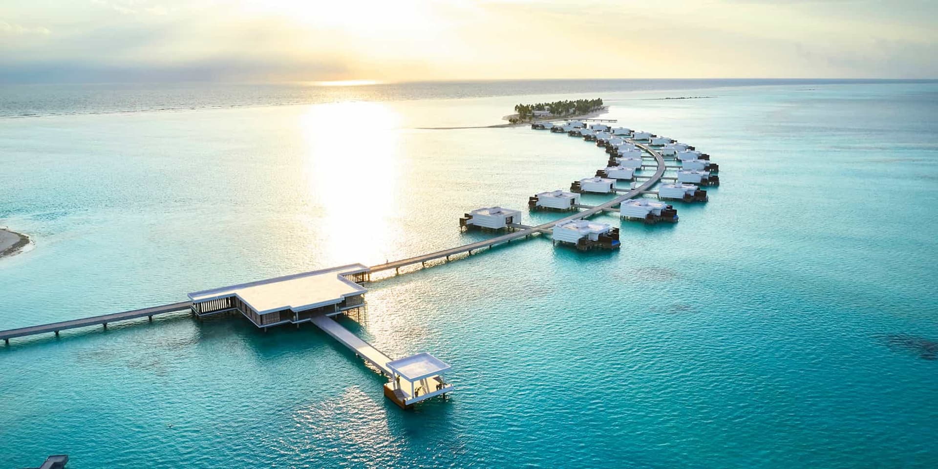 Hotel Riu Palace Maldivas - 5-star resort in Dhaalu Atoll featuring pristine beaches, crystal-clear lagoon, and overwater villas
