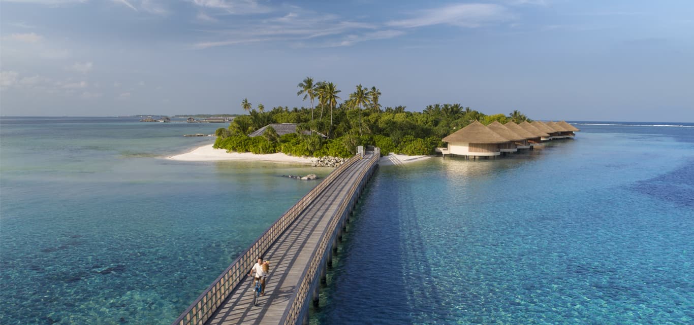 The Residence Maldives At Dhigurah - 5-star resort in Gaafu Alifu Atoll featuring pristine beaches, crystal-clear lagoon, and overwater villas
