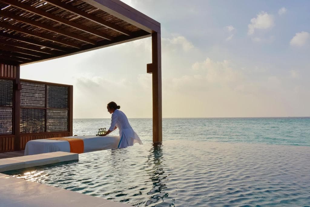 Sunset Water Villa with Pool - Image 3
