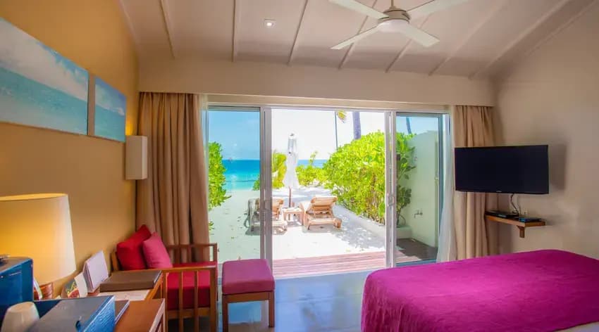 Lagoon View Beach Villa - Image 4