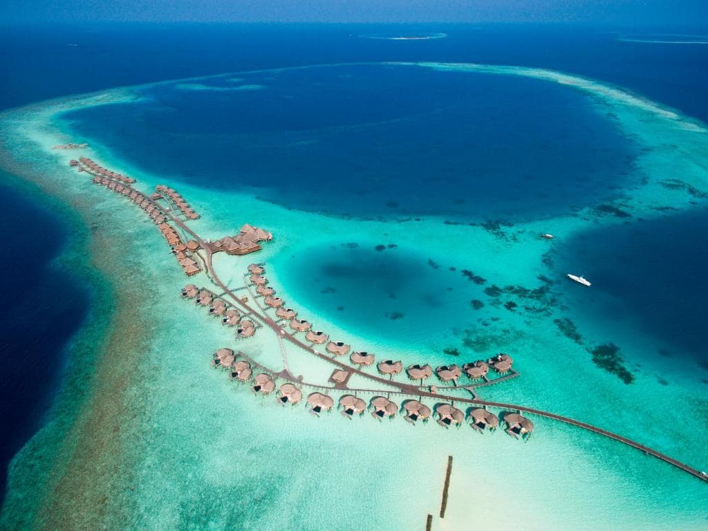 Constance Halaveli Resort