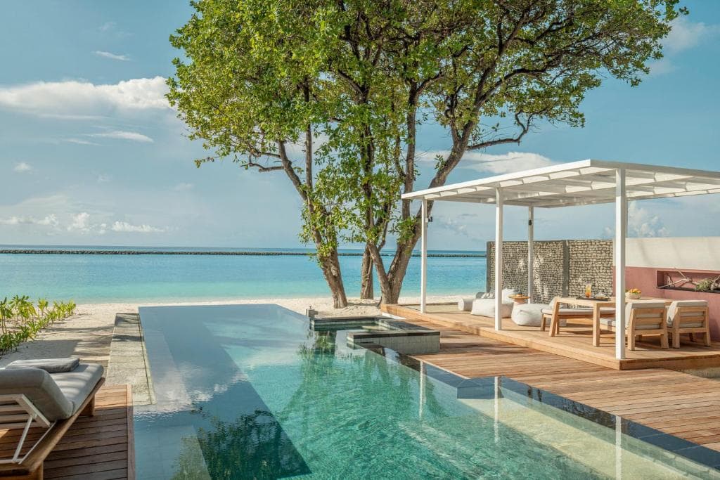 Family Beach Villa with Pool - Image 2