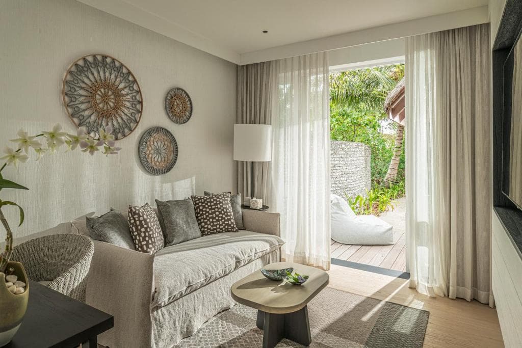 Family Beach Villa with Pool - Image 3