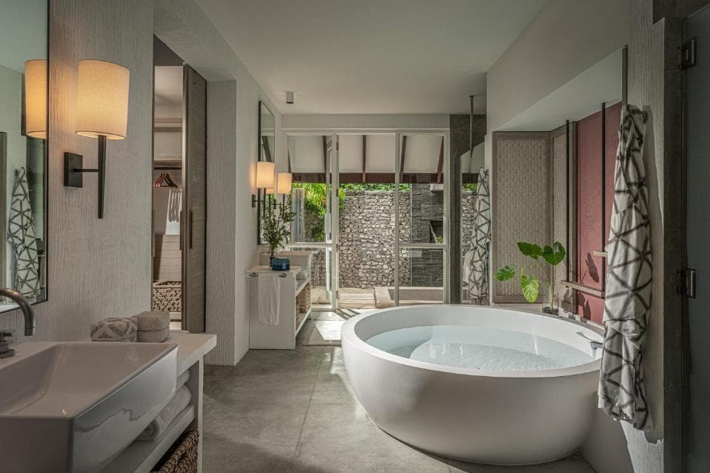 Water Villa - Image 3