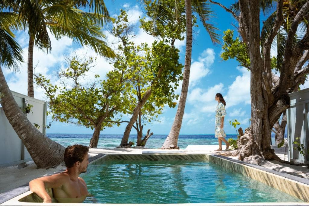 Water Suite with Pool