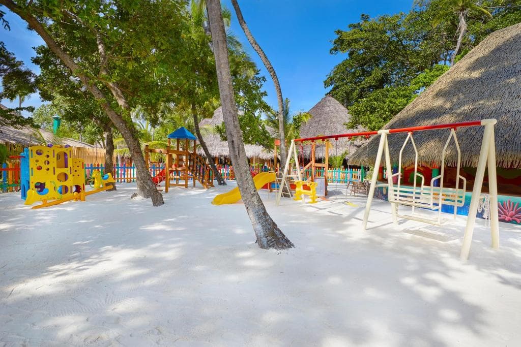 Beach Bungalow - Image 2