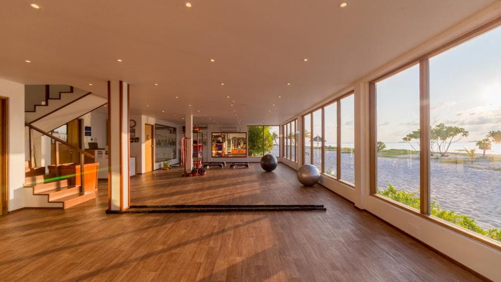 Deluxe Beach Villa - Image 2