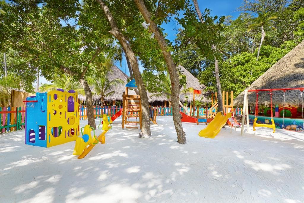 Two Bedroom Beach Villa - Image 3