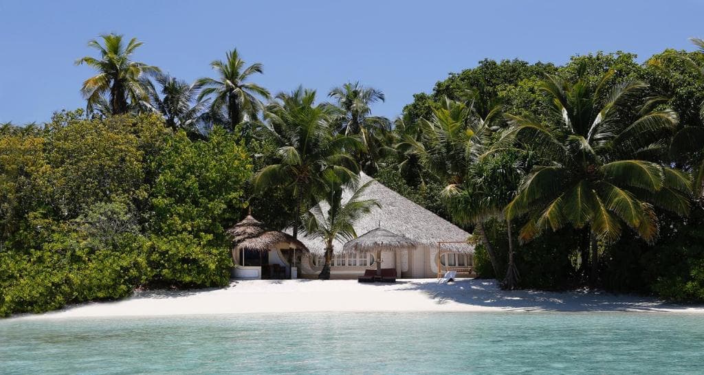Family Deluxe Beach Villa - Image 3