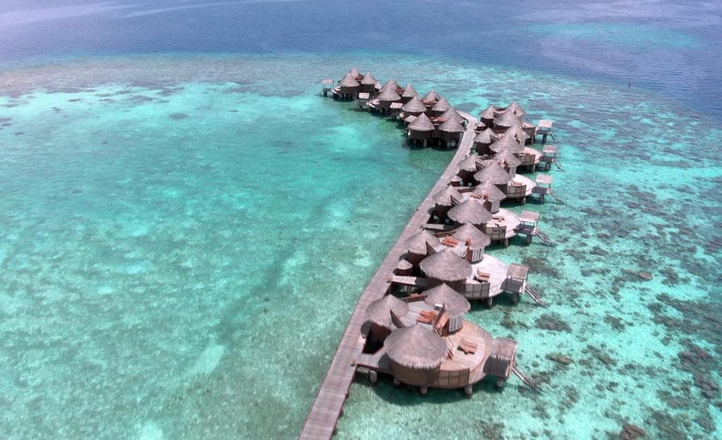Family Water Villa - Image 2
