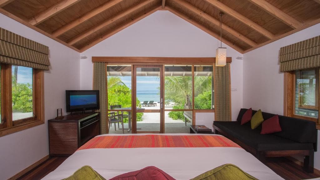 Garden Bungalow - Image 5