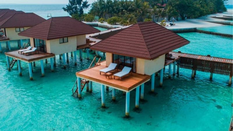 Beach Bungalow - Image 2
