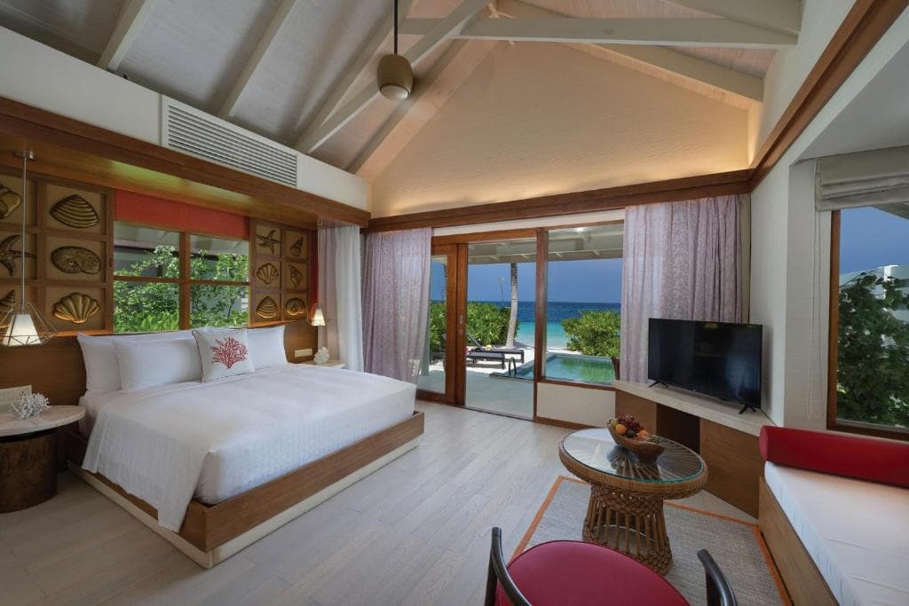 SunNest Beach Pool Villa - Image 5