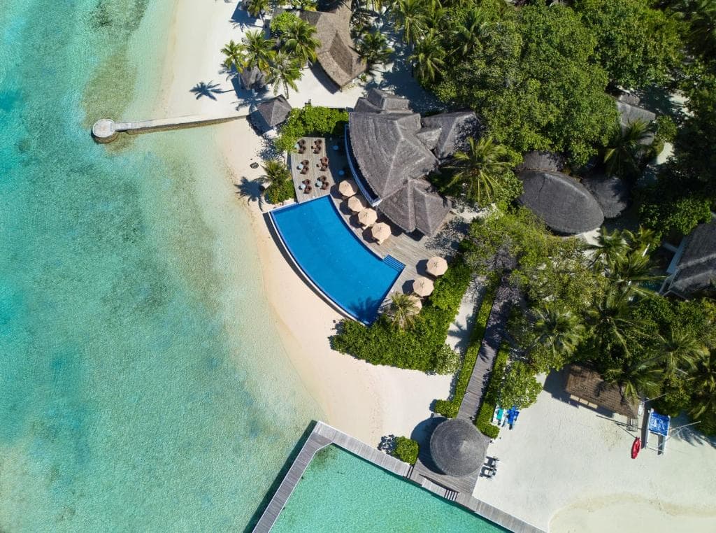 nH Maldives Kuda Rah Resort - Image 1