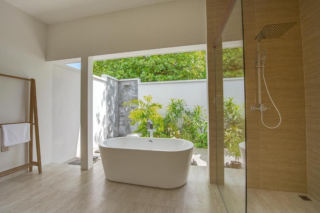 Rahaa Resort - Image 5