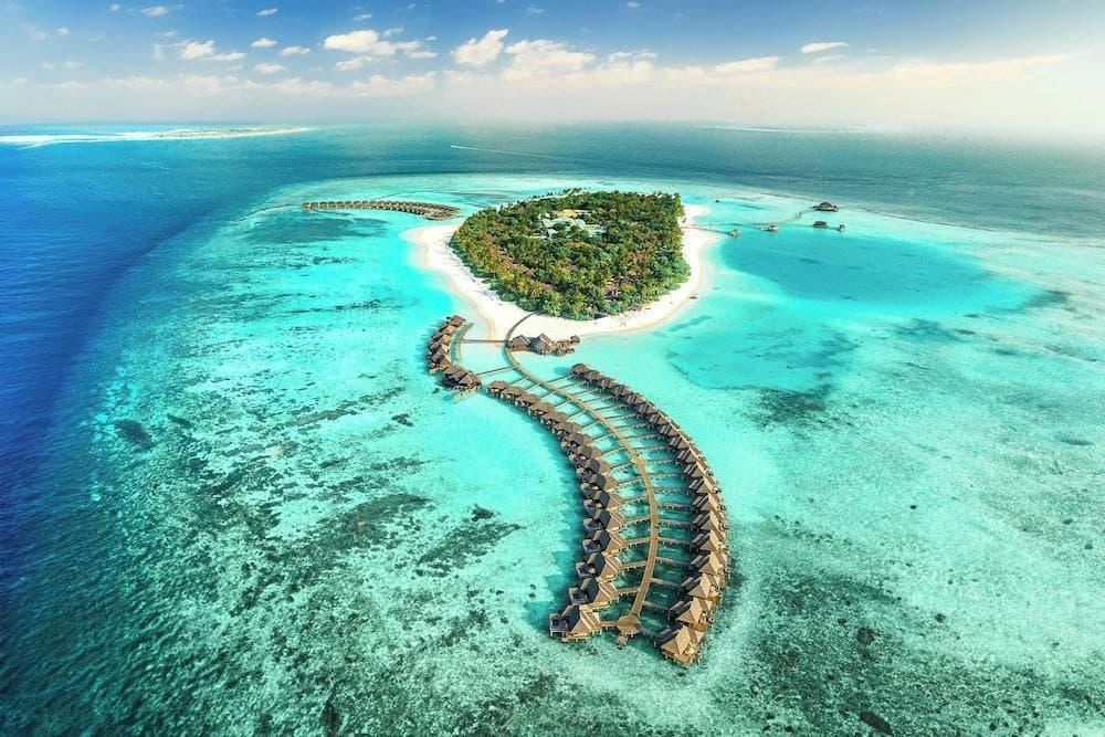 Horizon Water Villa with Pool
