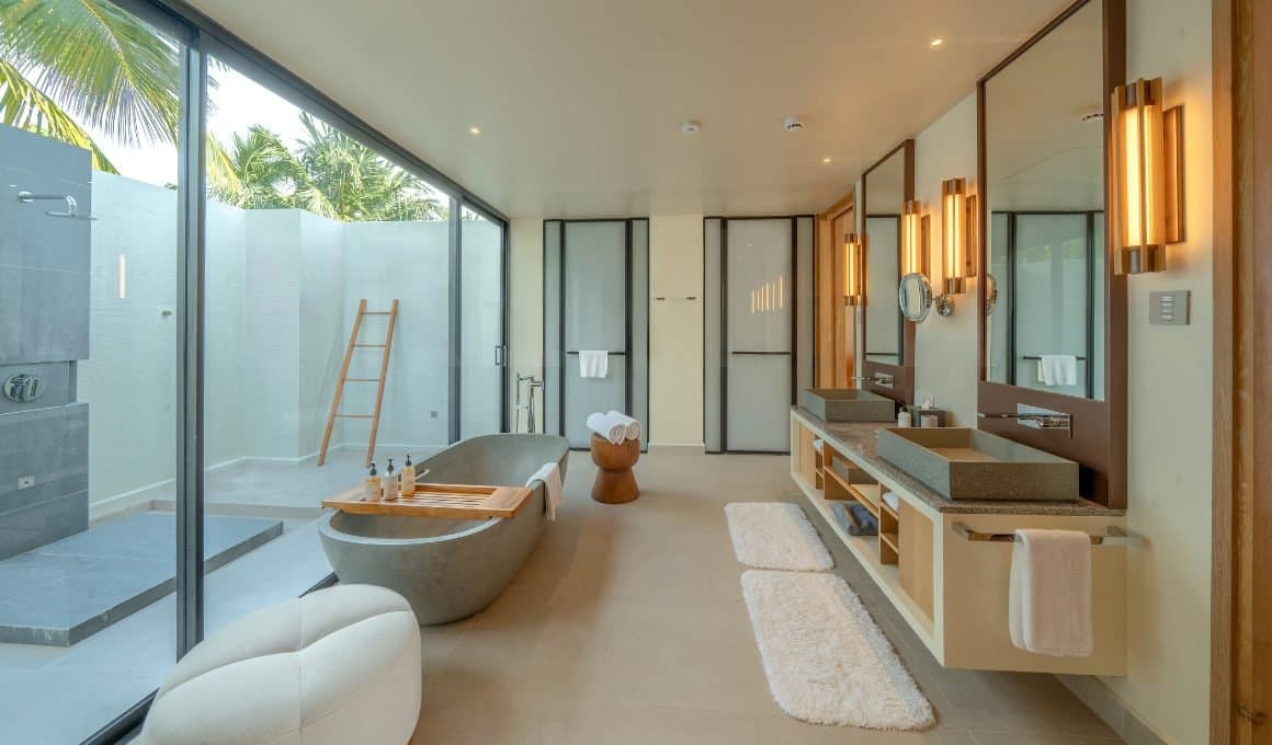 Sunset Beach Villa with Private Pool - Image 3