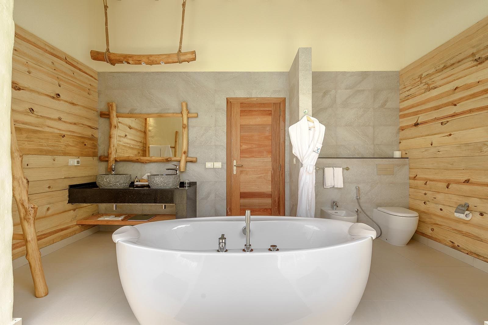 Beach Suite with Private Pool - Image 3