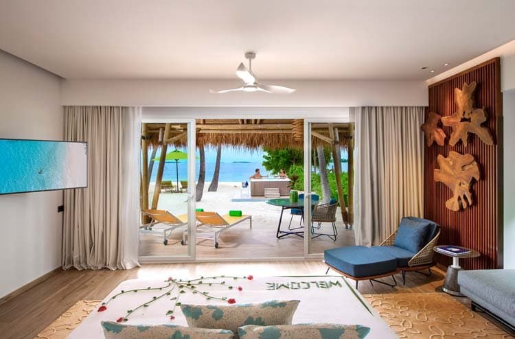 Jacuzzi Beach Villas - Image 2