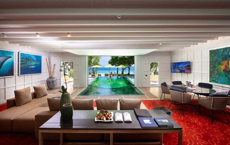Royal Beach Villa - Image 2