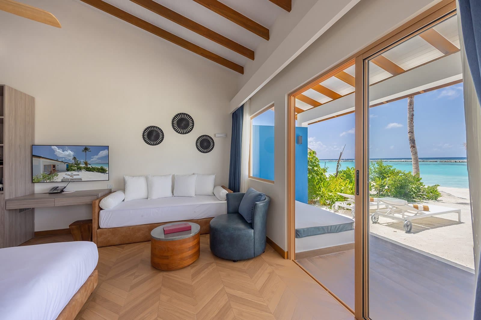 Beach Villa - Image 2