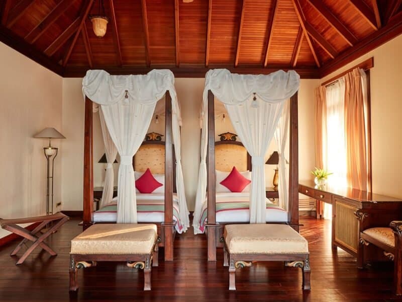 Two Bedroom Water Villa with Pool - Image 4
