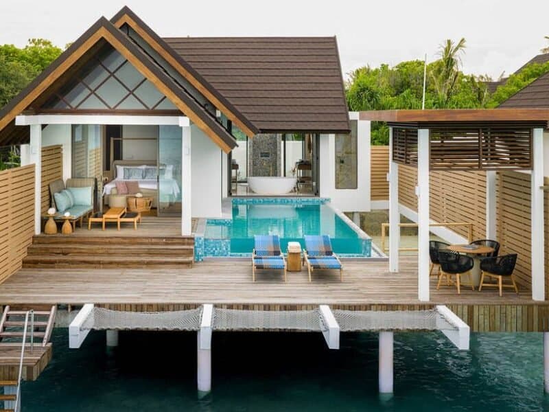 Semi-Ocean Pool Suite - Meyyafushi Maldives