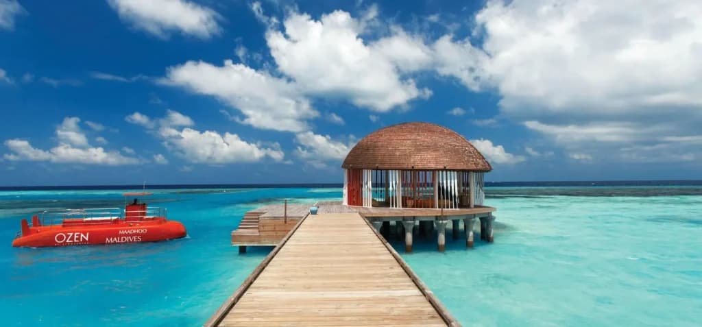 Semi-submarine Explorations - State-of-the-art localbusiness facility at OZEN Life Maadhoo with luxurious tropical surroundings and premium amenities