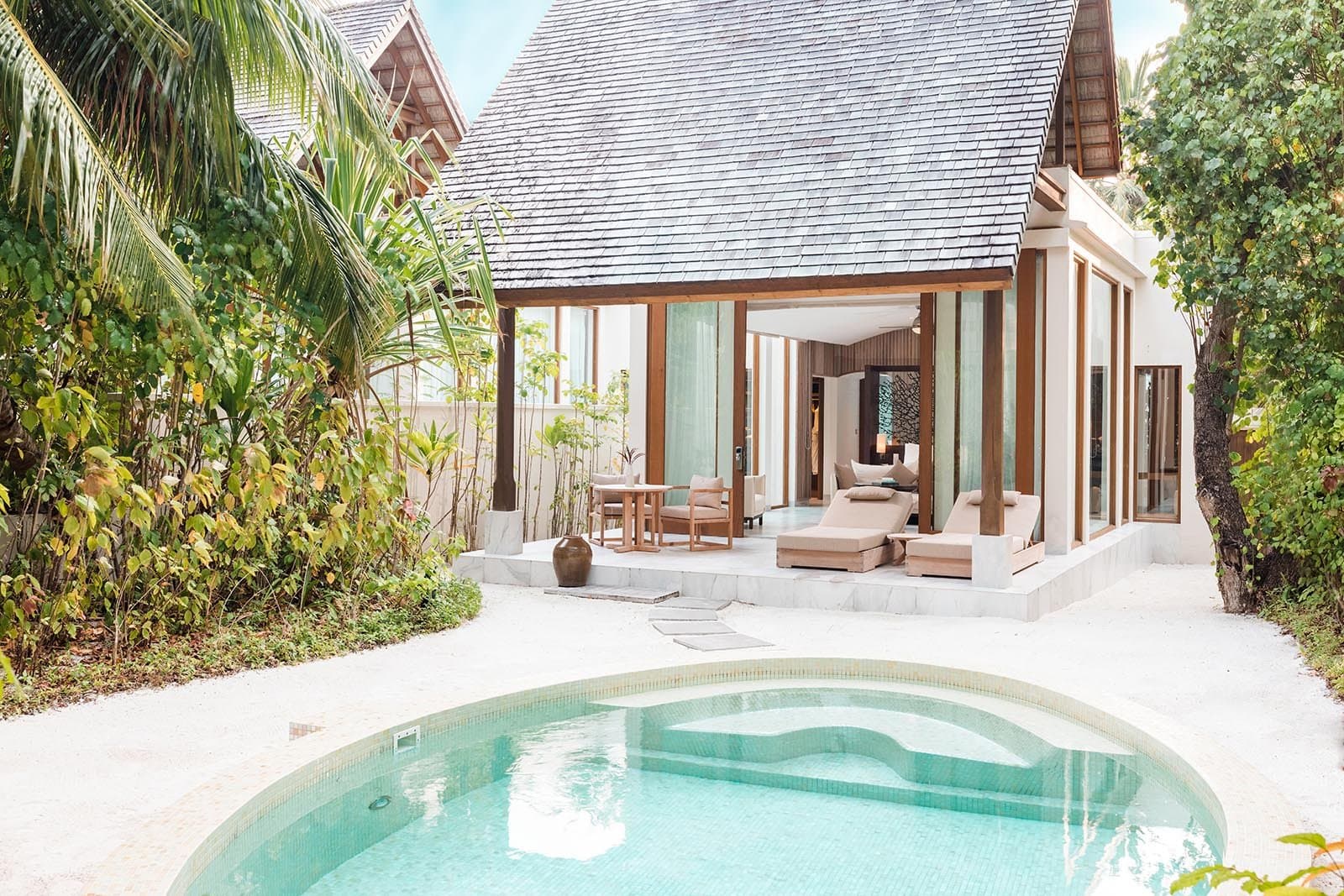 Deluxe Beach Villa With Pool - Conrad Maldives