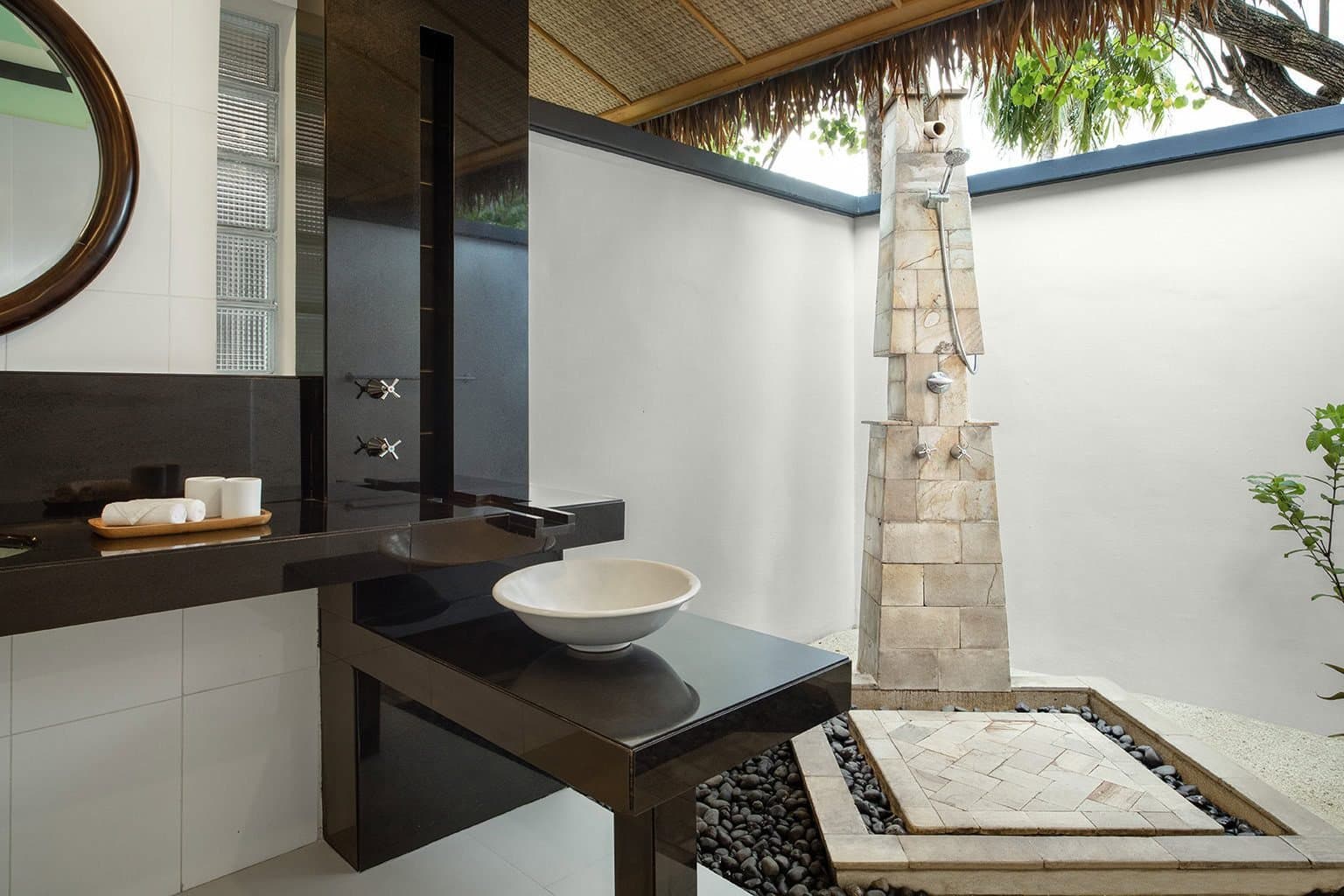 Beachfront Villa - Dhawa Ihuru