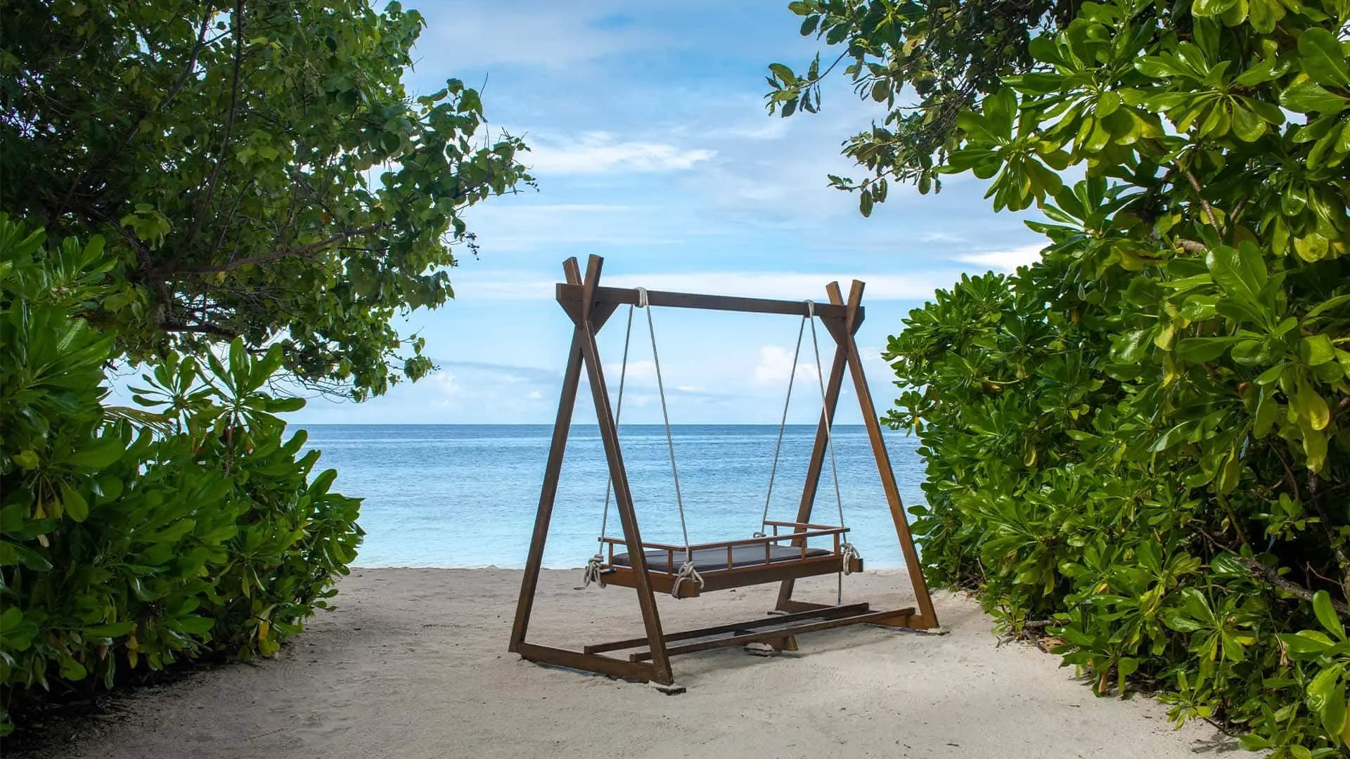 Beachfront Sunset Villa - Elegant 1-guest oceanfront accommodation at Dhawa Ihuru featuring premium furnishings and stunning Maldives views