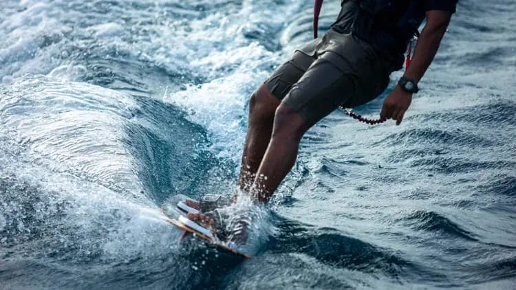 Water Sports Centre - State-of-the-art sportsactivitylocation facility at Banyan Tree Vabbinfaru with luxurious tropical surroundings and premium amenities