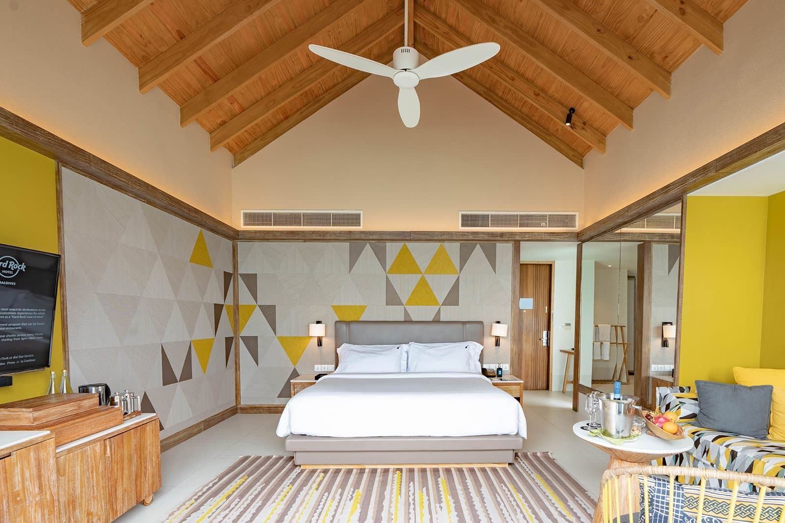 Diamond Overwater Private Pool Villa - Hard Rock Hotel Maldives