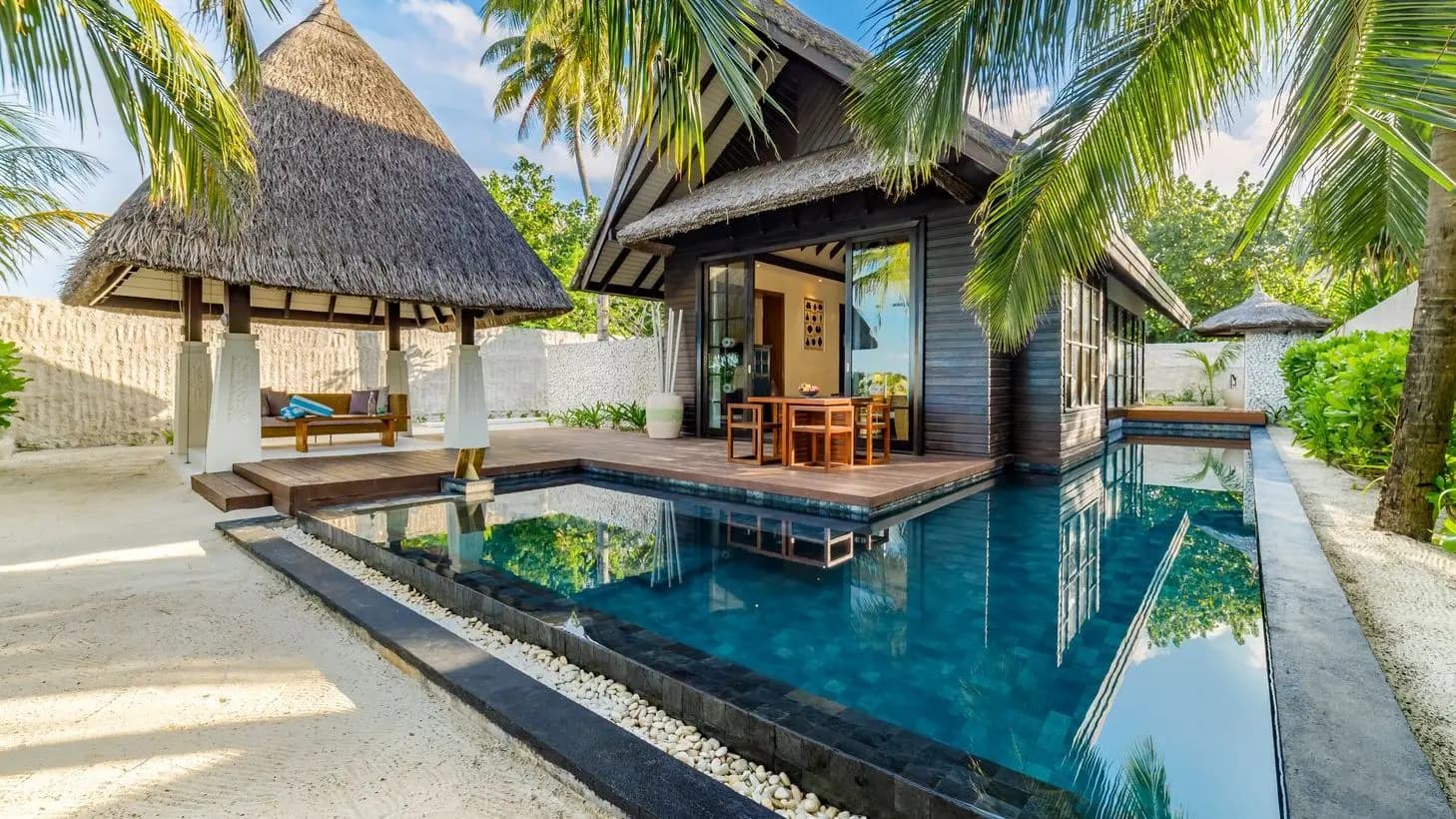 Earth Pool Villa Sunrise - Ozen Reserve Bolifushi