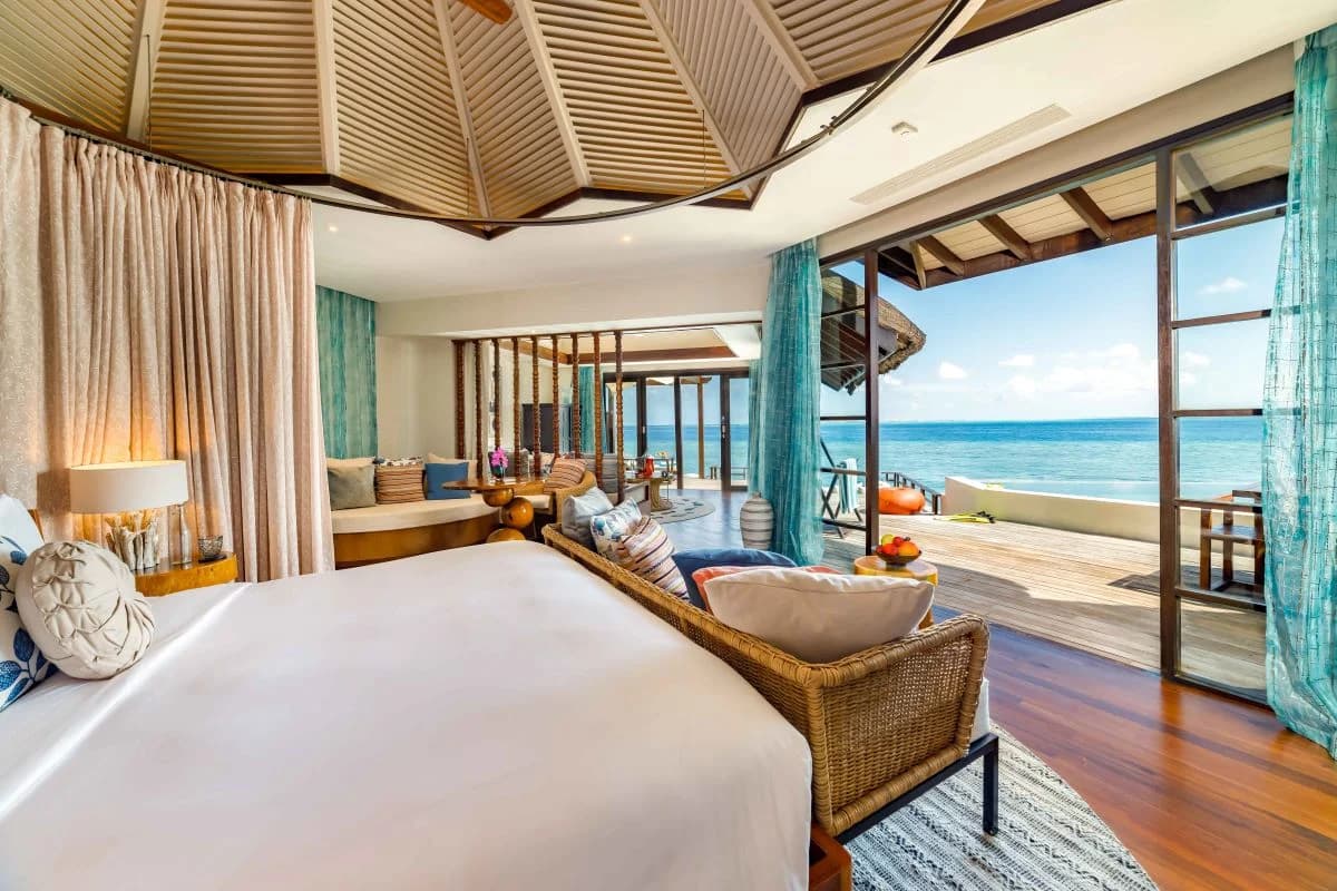 Ocean Pool Reserve with Slide - Ozen Reserve Bolifushi
