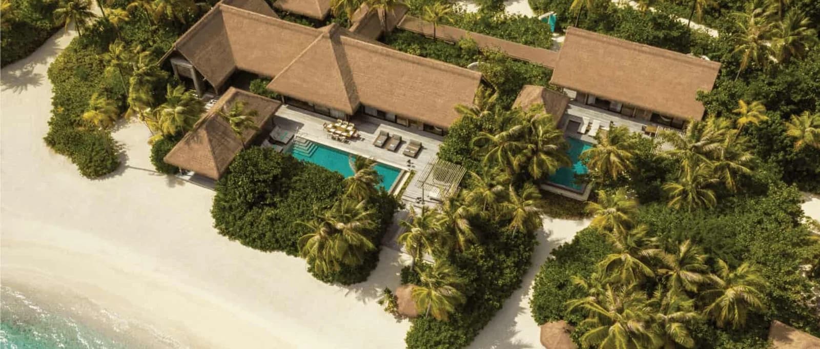 Three Bedroom Grand Beach Villa with Pool