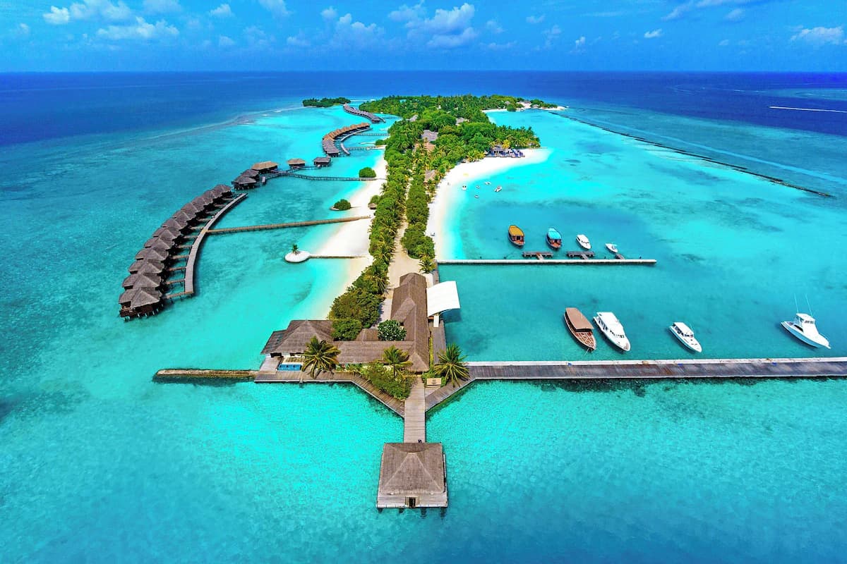 Sheraton Maldives Full Moon Resort & Spa