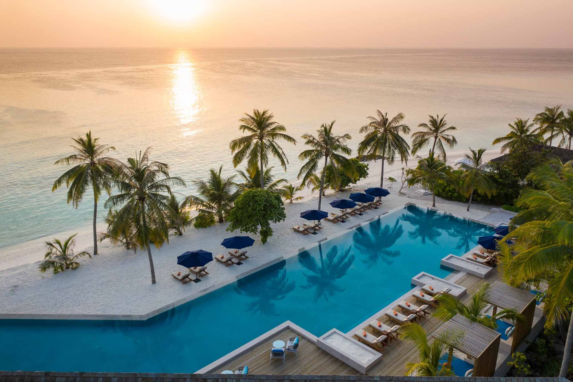 Sunset Pool and Bar