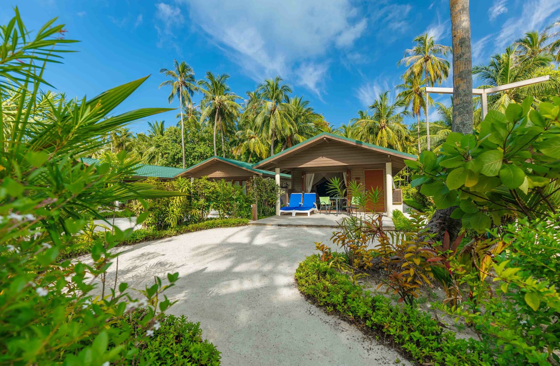 Jacuzzi Beach Villas
