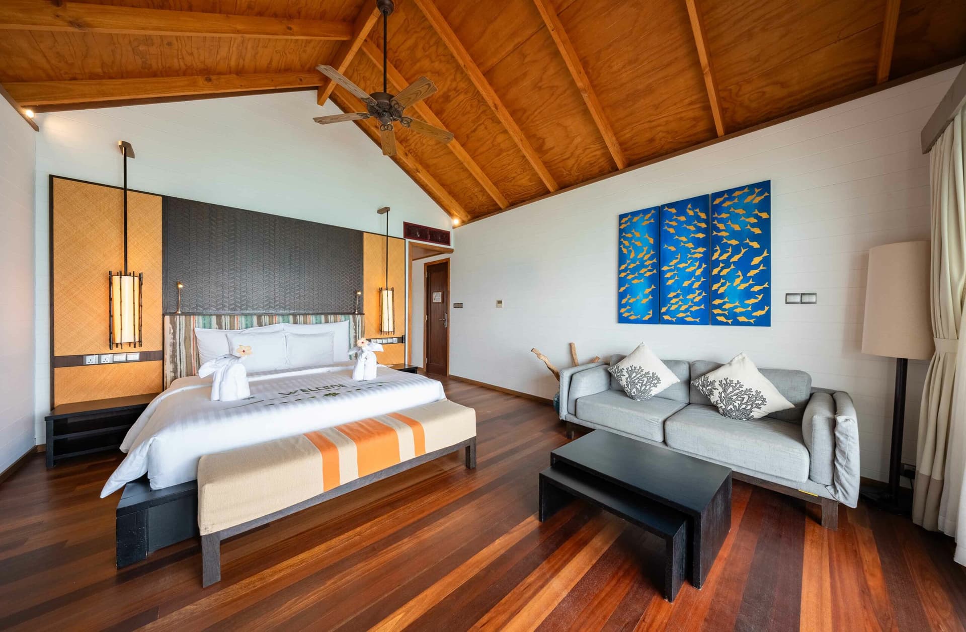 Jacuzzi Water Villas