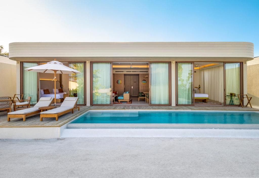 Villa Dining