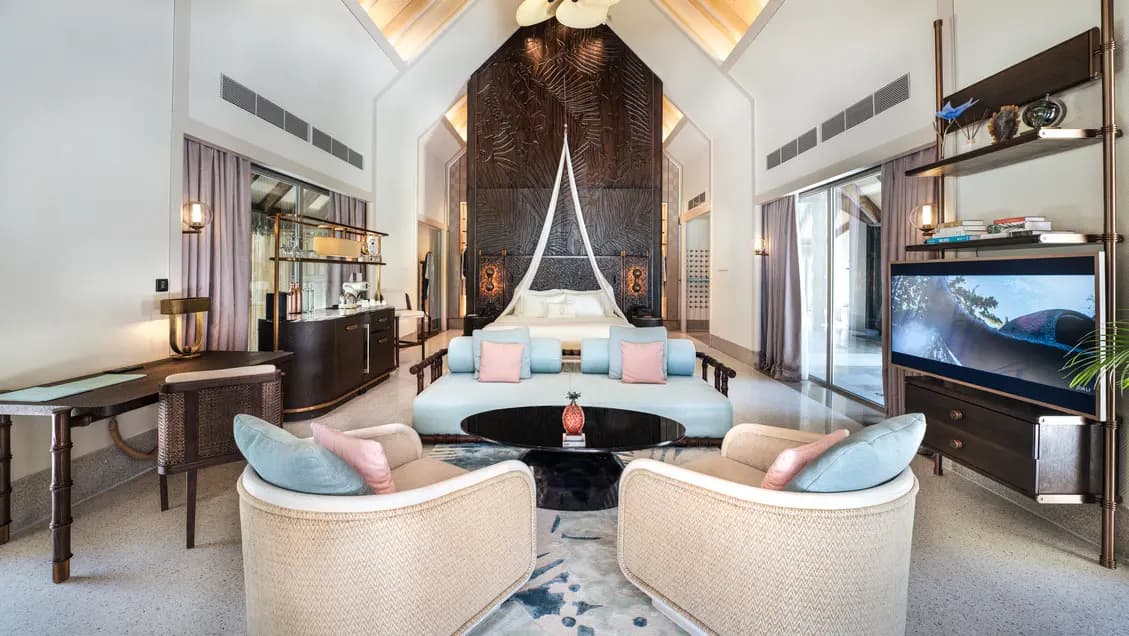 Three Bedroom Beach Residence With Pool - Elegant 7-guest oceanfront accommodation at JOALI Maldives featuring premium furnishings and stunning Maldives views