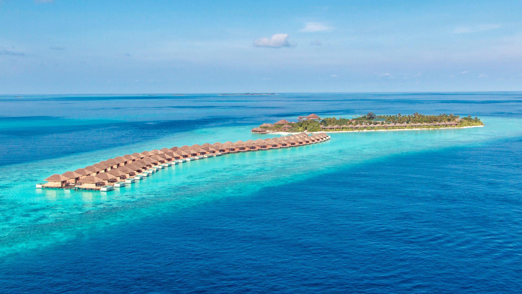 Hurawalhi Island Resort - Image 9